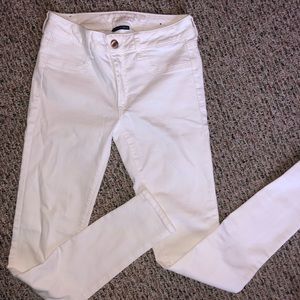 White American Eagle super super stretch jeans
